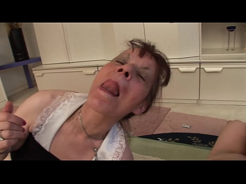 ❤️ Due nonne e un nonno fanno una cosa a tre ❤ Video di sessoal it.pornoincest.ru ❌️